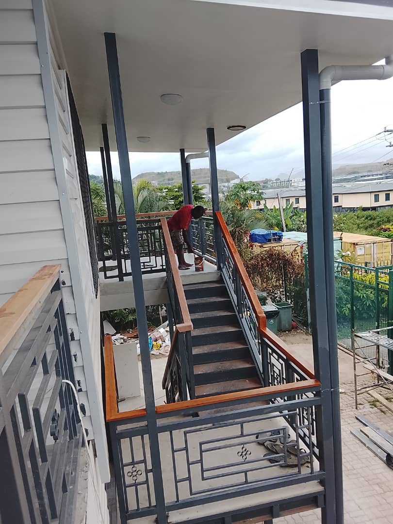 Construction planning and project execution on site